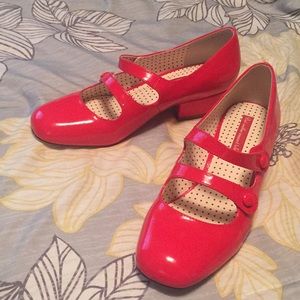 B.A.I.T. Footwear vintage Mary Jane patent heel
